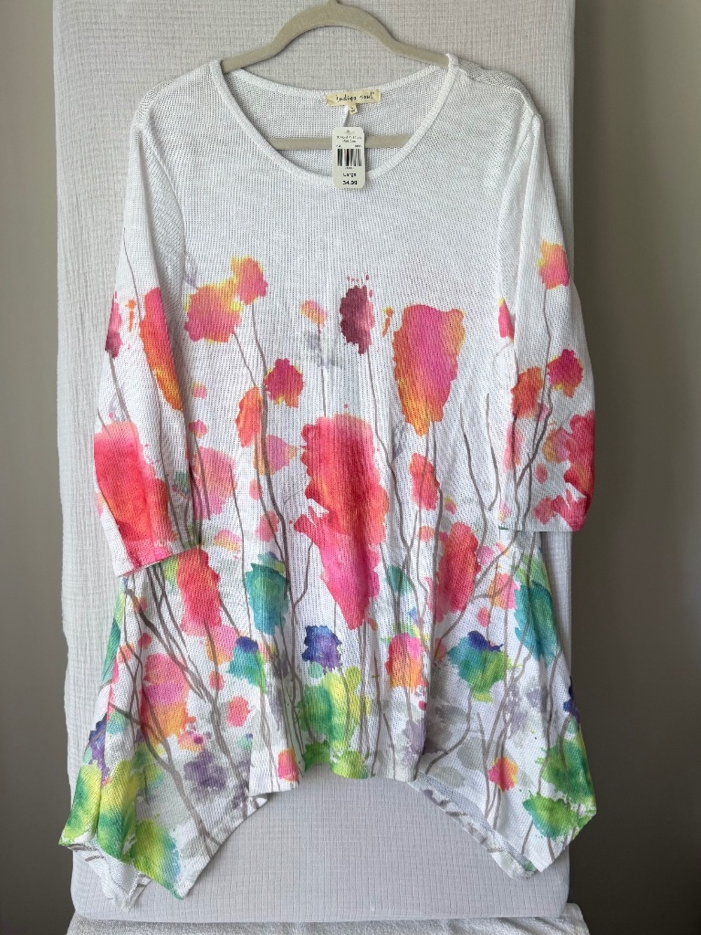 Indigo Soul Tunic Top Women's Large Soft Colorful Floral  Knit Tunic NWT NEW